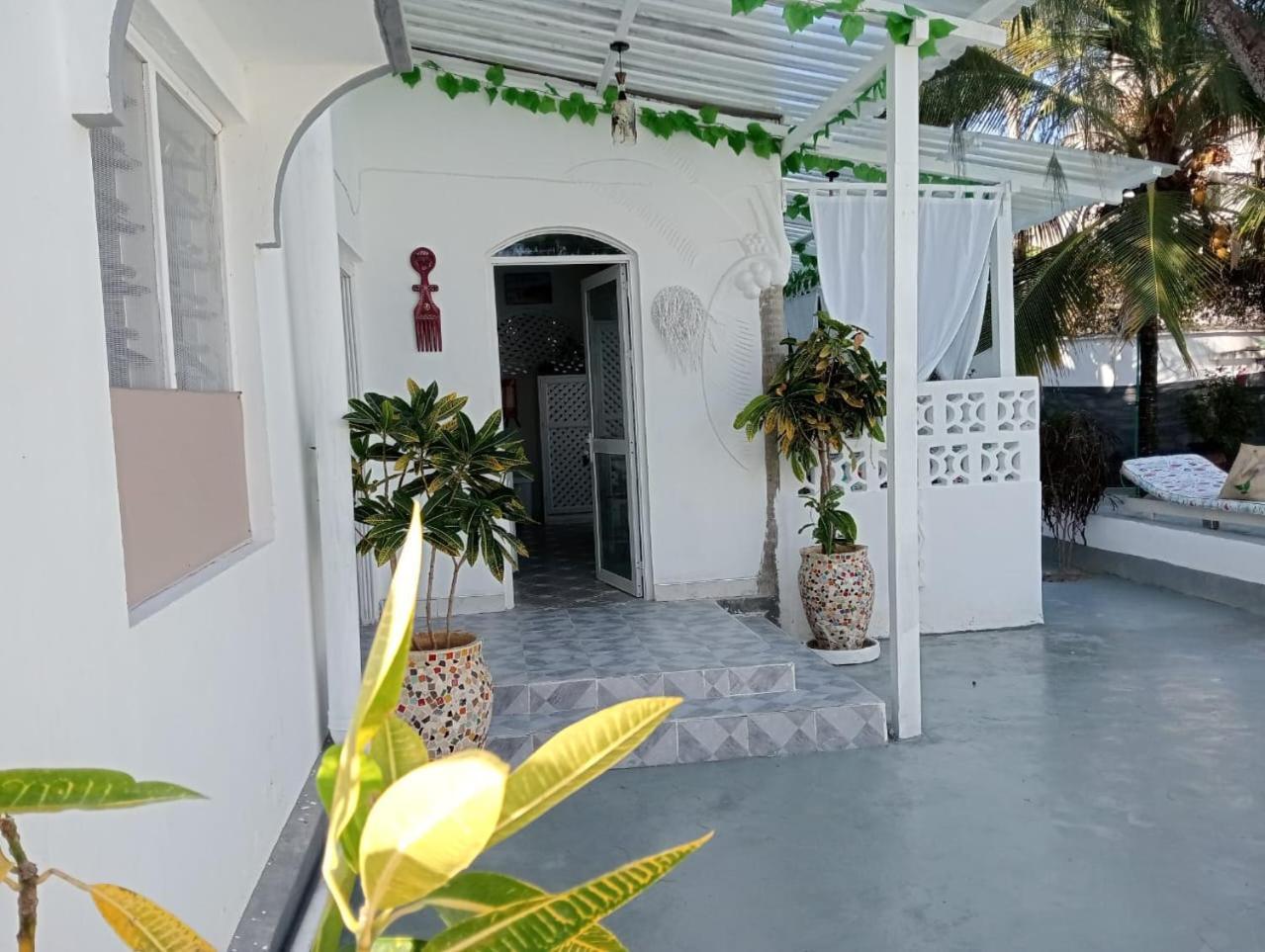 Apartamento Nyumba Tulivu Watamu Exterior foto